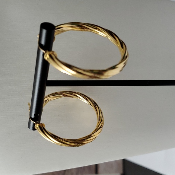 18K Gold Italian Twisted Plated (?) Hoop Earrings - Picture 2 of 7
